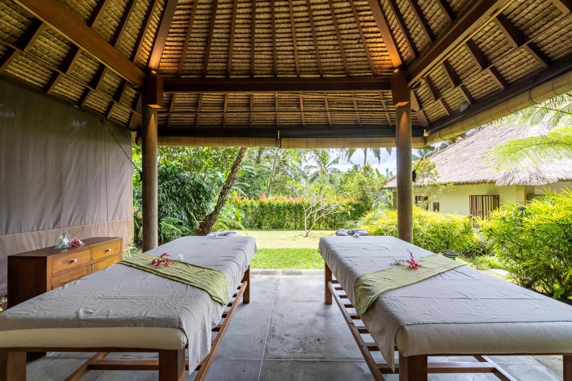 Villa Themma Jungle - Sumptuous 3Br Luxury Villa With Majestic Jungle View North Of Ubud Ngoại thất bức ảnh