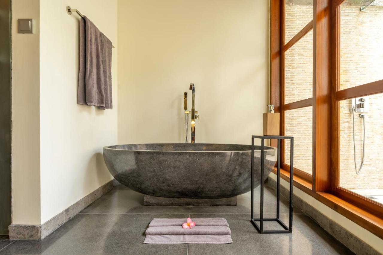 Villa Themma Jungle - Sumptuous 3Br Luxury Villa With Majestic Jungle View North Of Ubud Ngoại thất bức ảnh